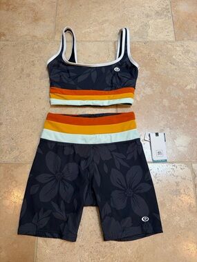 Ripcurl women’s Vaporcool Heat Wave Cropped Set with Color-Block Bands- NWT